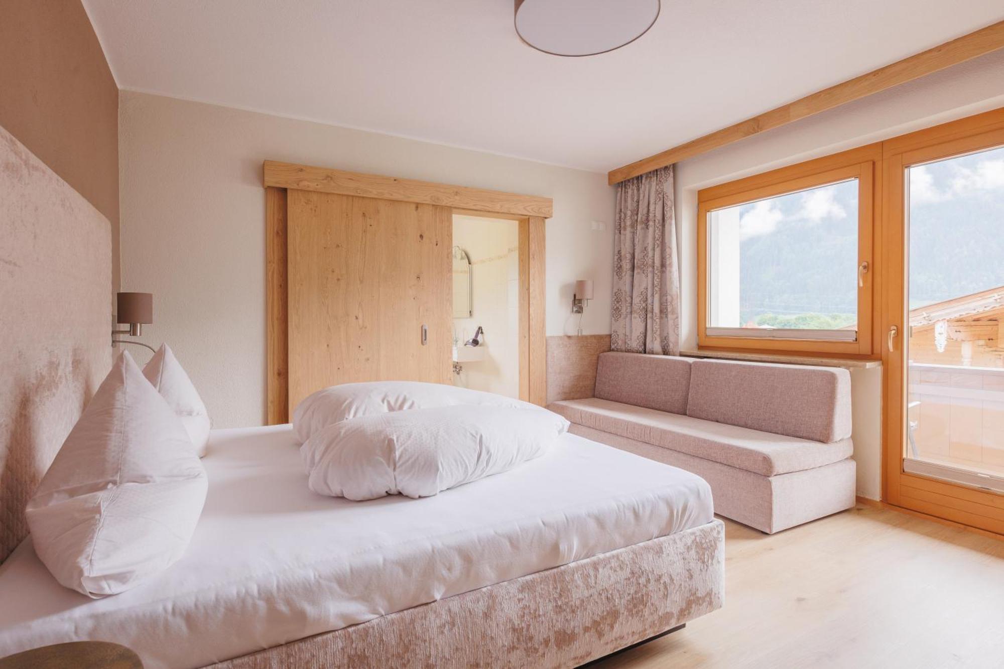 Hin&Weg Das Aparthotel Ried im Zillertal Εξωτερικό φωτογραφία