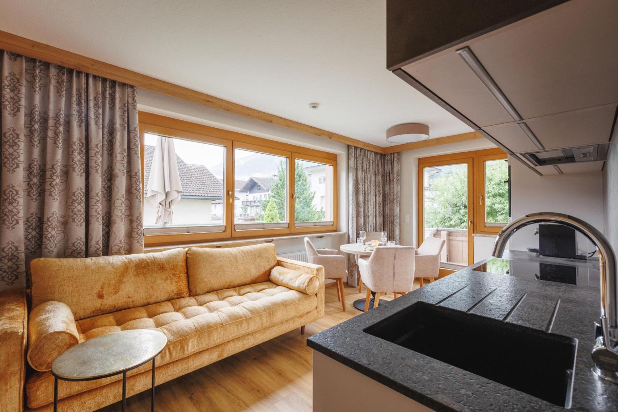 Hin&Weg Das Aparthotel Ried im Zillertal Εξωτερικό φωτογραφία