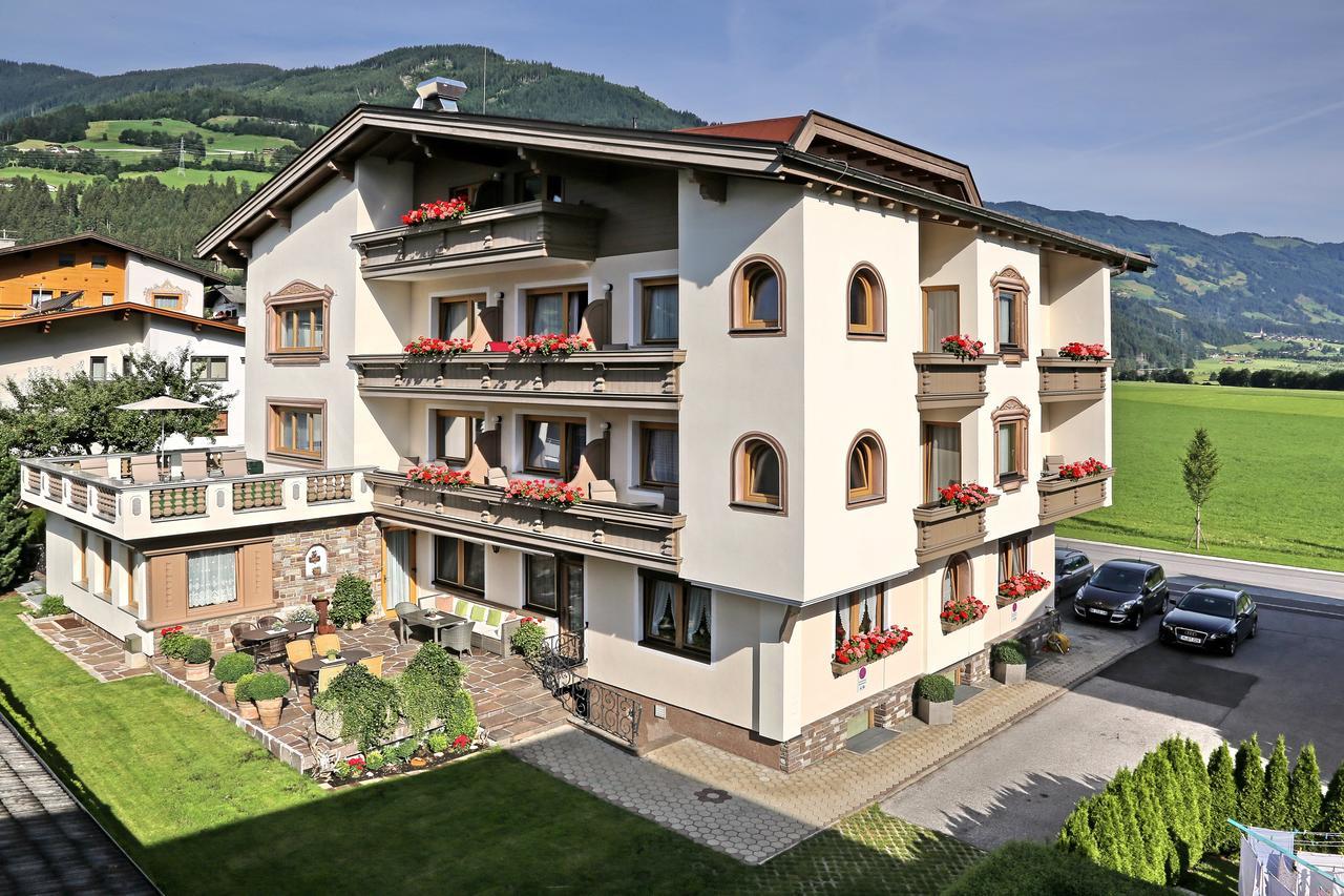 Hin&Weg Das Aparthotel Ried im Zillertal Εξωτερικό φωτογραφία